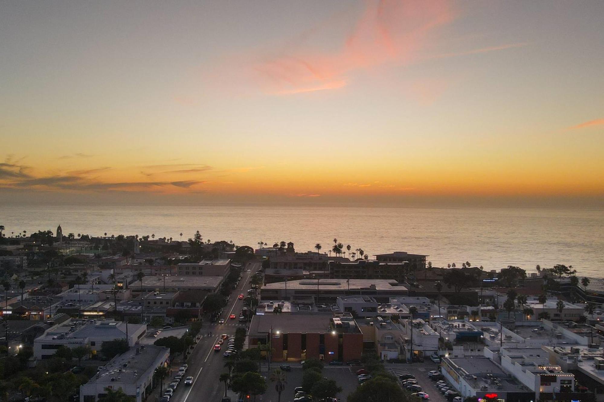 Holiday home Cliff View By Avantstay Hot Tub Fire Pit 1 Block From Downtown La Jolla