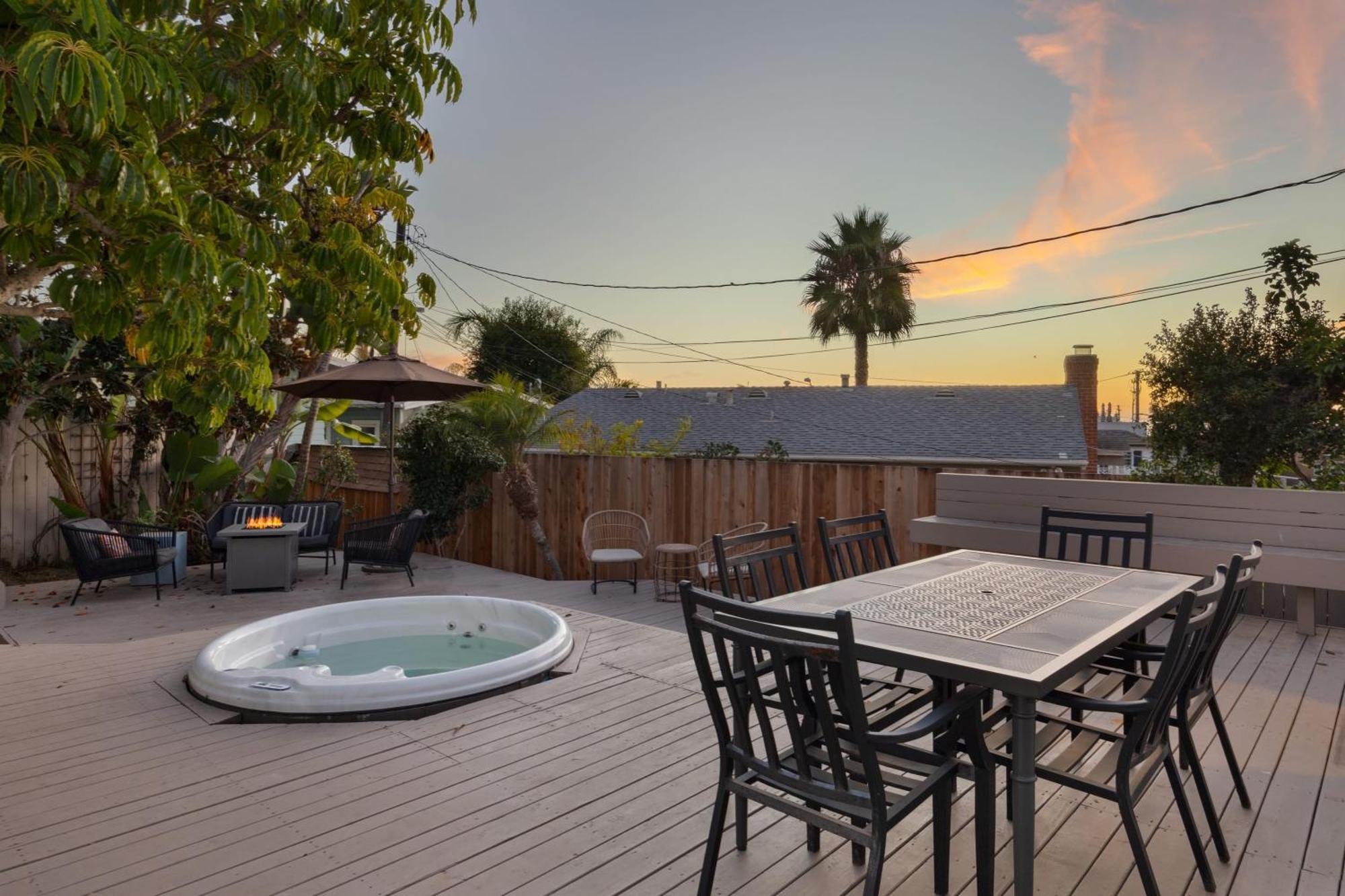 Cliff View By Avantstay Hot Tub Fire Pit 1 Block From Downtown La Jolla Holiday home San Diego