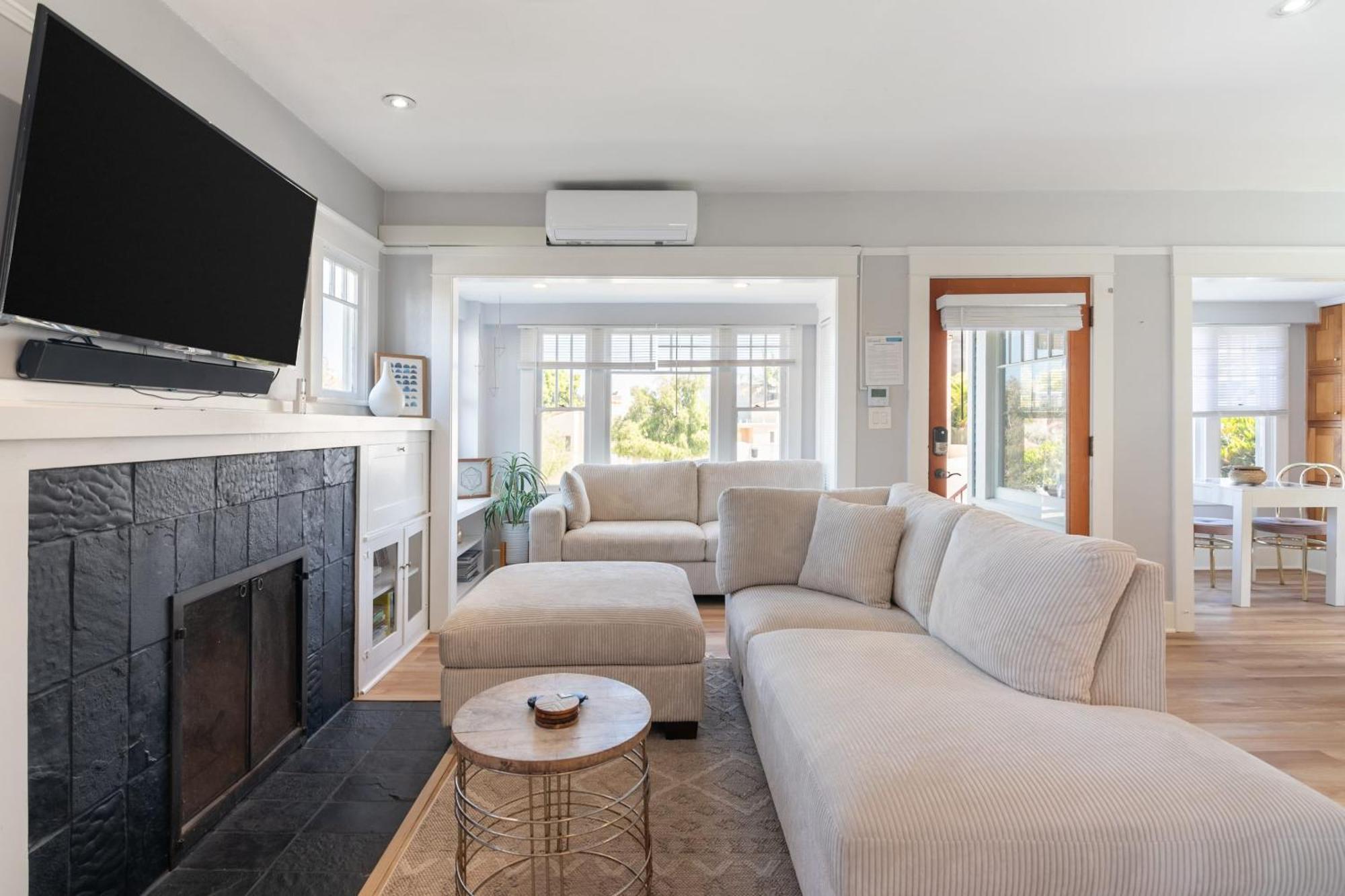 Holiday home Cliff View By Avantstay Hot Tub Fire Pit 1 Block From Downtown La Jolla *